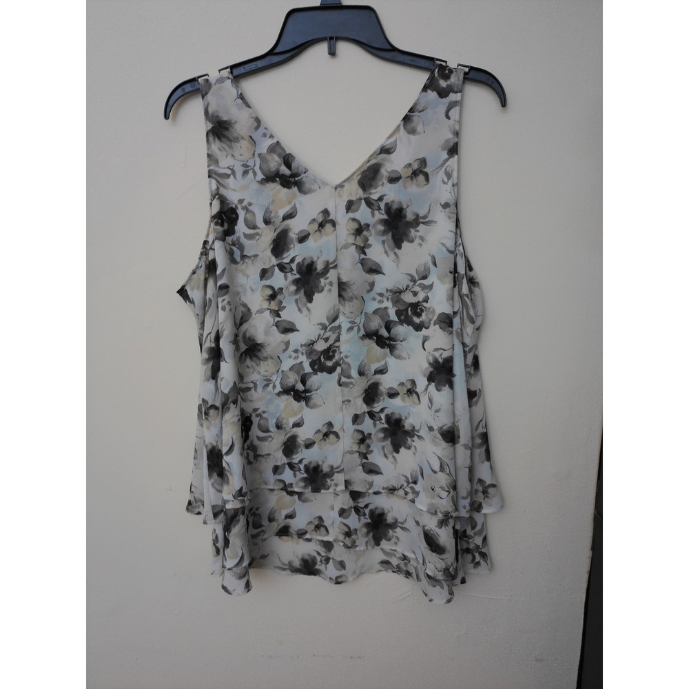 Lane Bryant Tank Top Womens 16 Grey Floral V-Neck Tiered Layered Blouse Airy
